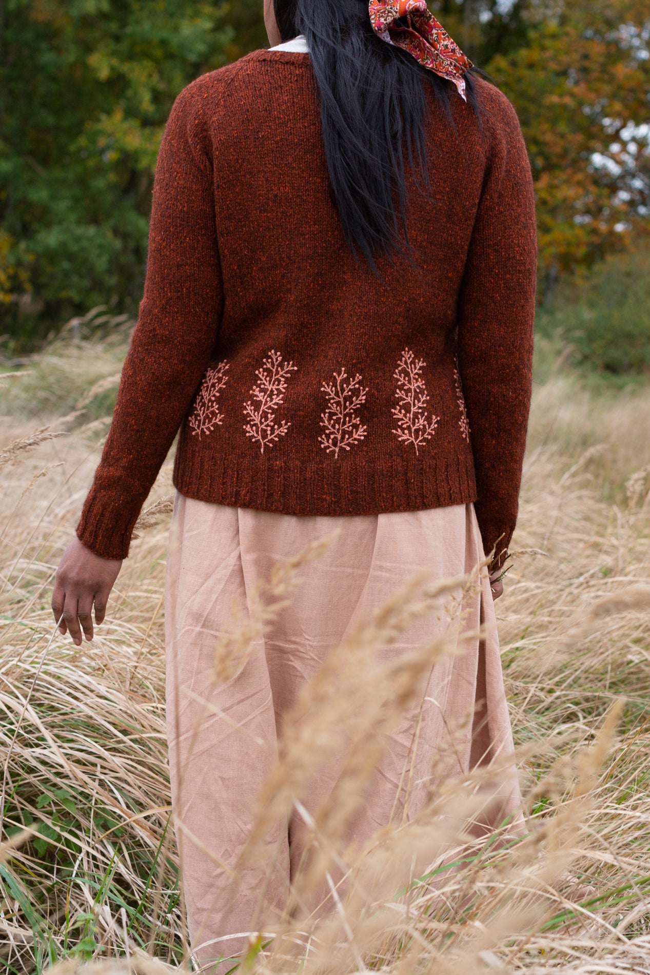 Laine  Embroidery on Knits by Judit Gummlich
