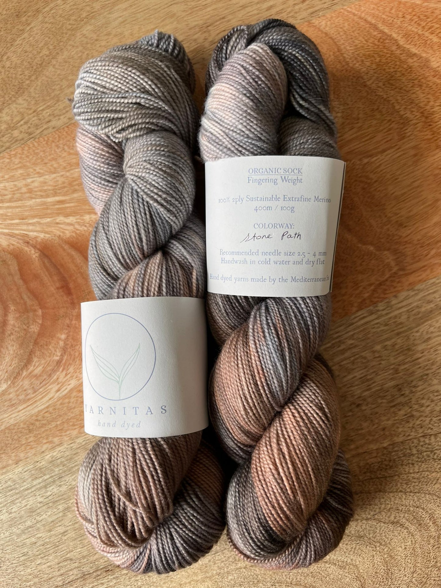 Yarnitas Organic Sock ~ handgeverfde sokkenwol